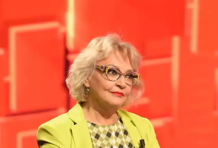 mihaela-tatu-la-40-de-intrebari-cu-denise-rifai