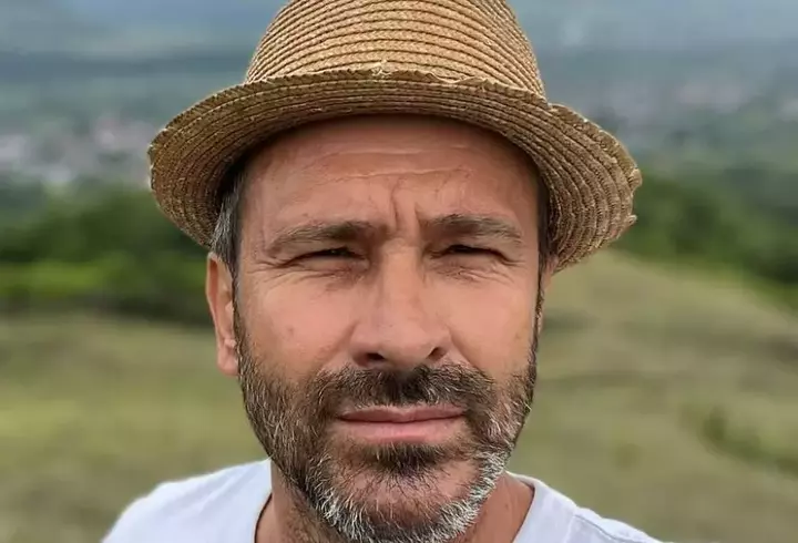 Ce spune Pepe despre diferența de vârstă de 15 ani dintre el și soția lui: "Cumva le așază Dumnezeu. Poate, dacă ne întâlneam la 25 de ani..." Cum i-a atras atenția Yasmine înainte să înceapă relația /EXCLUSIV