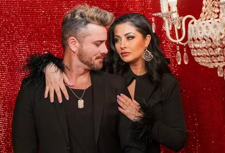 Ce face Radu Vâlcan pentru a păstra armonia în mariajul cu Adela Popescu, după 14 ani împreună: "Eu trebuie să țin cont de acest lucru, Adelei nu-i place..." / EXCLUSIV