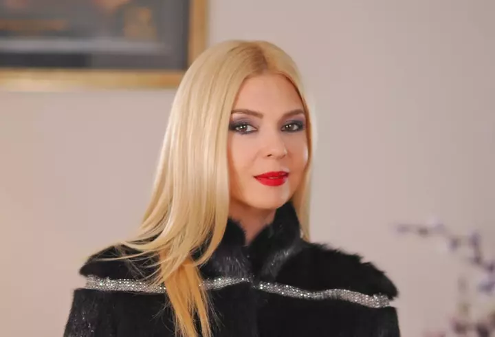 "Cea mai mare prostie, când un bărbat te înșală, este să te agăți de el ca râia de om!". Monica Tatoiu, dezvăluiri după ce a fost înșelată de primul ei soț