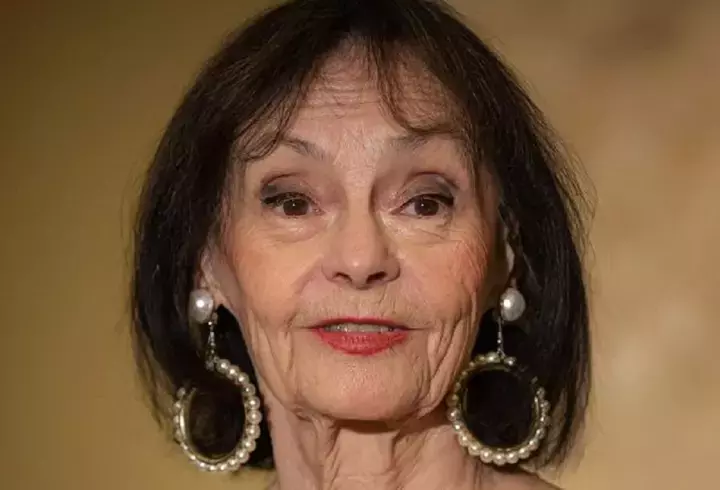 Cum i-a schimbat Zina Dumitrescu viața Roxanei Ciuhulescu. Propunerea pe care a primit-o din partea regretatei creatoare de modă: „A făcut o chestie extraordinară și am să-i rămân recunoscătoare"