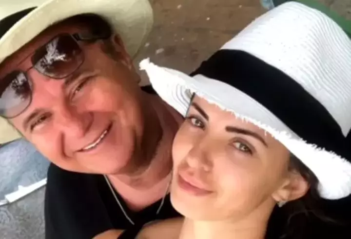 Nadia Comăneci face sport cu Arnold Schwarzenegger. Cum s-au fotografiat cele două legende: "O zi grozavă începe cu un antrenament bun și un prieten drag"