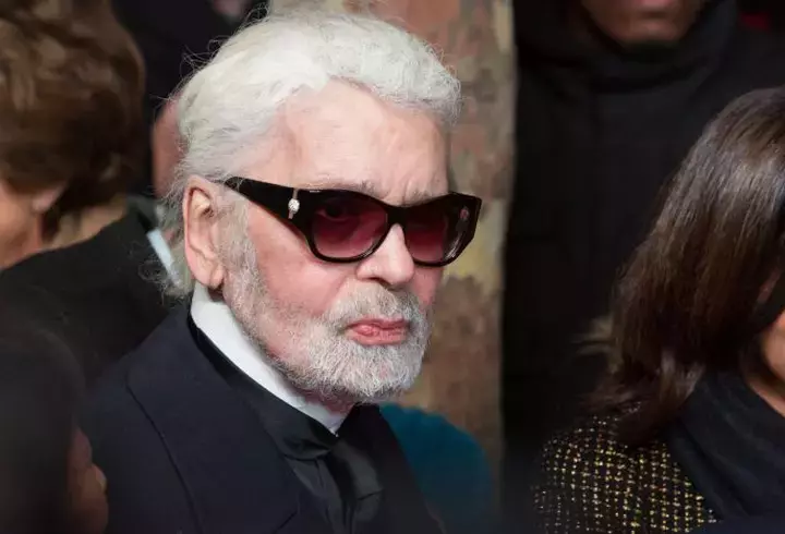 karl-lagerfeld-a-murit