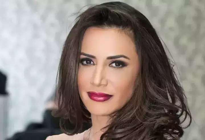 Cât costă rochia pe care Loredana Groza a purtat-o la dineul organizat în cinstea Generației de Aur. A făcut poze cu Jose Mourinho și Gică Hagi: „Un vis devenit realitate"