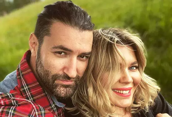 gina-si-smiley-1-e1601371480365-1