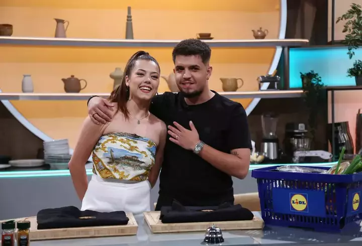 Oana Roman, adevărul despre facultatea din Franța, după ce a fost acuzată că nu a studiat, de fapt, la Sorbona: "Eu am făcut o școală de înalte studii, cu sistem diferit, care face parte din Sorbona"