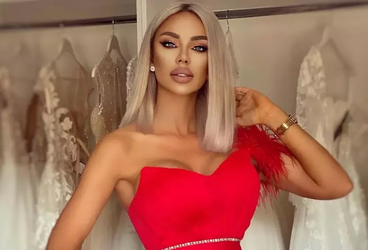 Bianca Drăgușanu a plecat în Canada, iar Gabi Bădălău se distrează în Dubai, după scandalul din casa afaceristului. S-au despărțit iar, înainte de a împlini 4 ani de relație