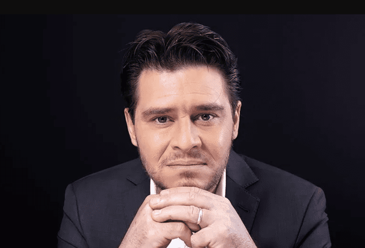 Cornel Luchian de la Insula iubirii, revoltat pe comentariile pe care Florin Ristei și Speak le fac la adresa lui și a emisiunii: „Ei nu fac nimic, nu aduc nimic în emisiunea aia. Li se oferă totul pe tavă și își bat joc de material și de toate lucrurile”
