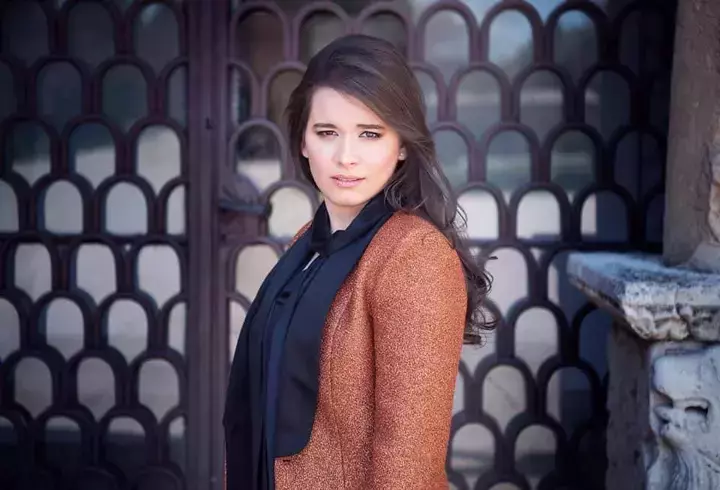 Kira Hagi (5)