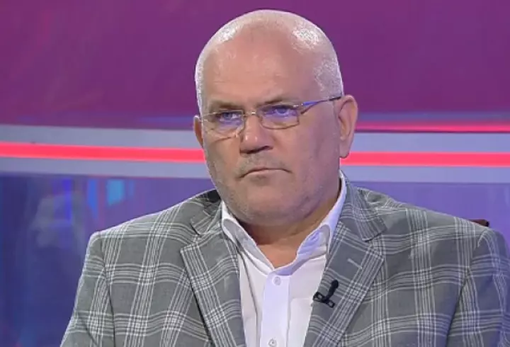 David Popovici și sacrificiile unui campion olimpic. Cum decurg antrenamentele și care e partea grea a înotului de performanță: „Imediat după ce intru în apă, înțeleg de ce trec prin această bătaie de cap în fiecare zi”