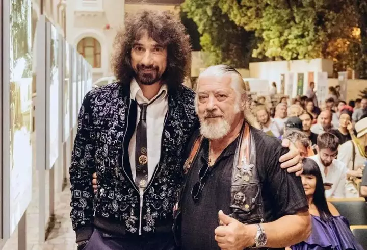 David Popovici și sacrificiile unui campion olimpic. Cum decurg antrenamentele și care e partea grea a înotului de performanță: „Imediat după ce intru în apă, înțeleg de ce trec prin această bătaie de cap în fiecare zi”