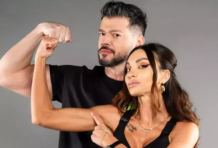 Cristina Șișcanu dezvăluie că Filip, fiul lui Mădălin Ionescu, își vede mama doar de câteva ori pe an: "Eu am trei copii, pe Petra, pe Ștefania și pe Filip, pe care îi iubesc, și asta e tot ce contează" / EXCLUSIV
