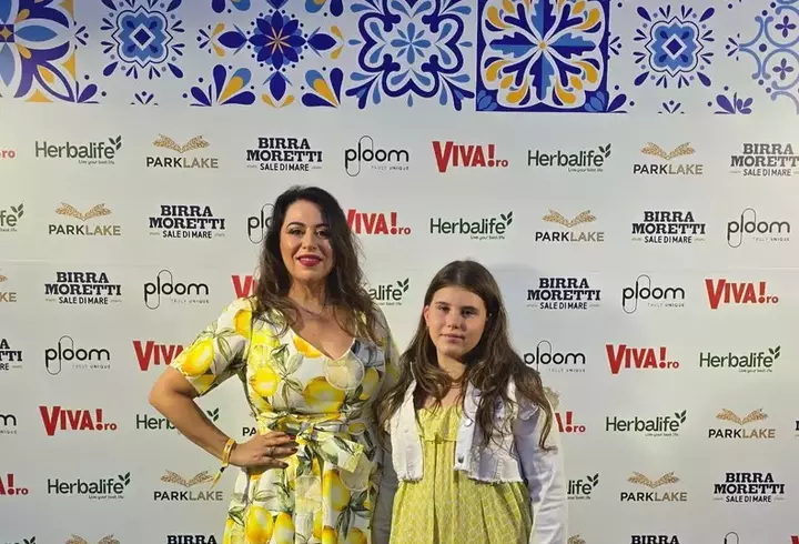 Ce ascunde Andreea Esca în fața camerelor. Detaliul pe care nimeni nu l-a observat de 30 de ani: „Mi-a spus să fiu atentă cum să îmi pună lumina, să nu se vadă acest lucru”