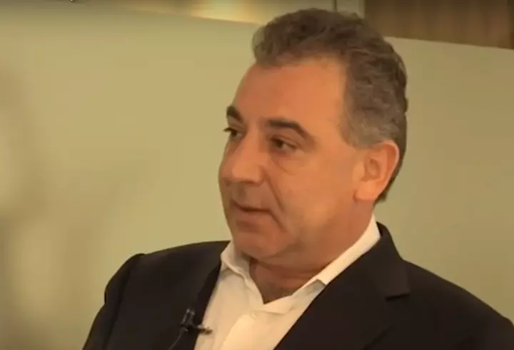 Laura Vicol descrie condițiile din celula în care a stat: „Dezinfectam zilnic, mă deranja mirosul. Mă gândeam la o renovare...” / Ea și Vladimir Corbă locuiesc într-o vilă de lux, dar au și un pethouse la Monaco