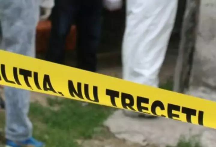Poveștile celor două femei care i-au marcat destinul Cristinei Ciobănașu. A fost crescută de mama biologică și de cea de suflet, Ruxandra Ion: „Mi-a dăruit o a doua familie”