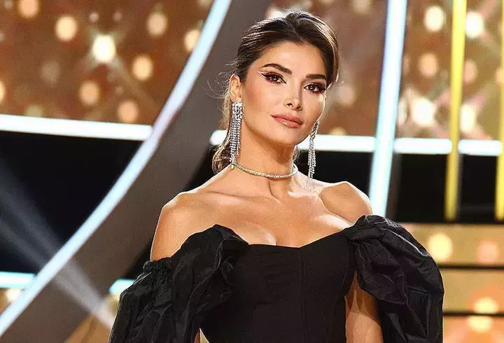 cine-este-alina-puscas-6
