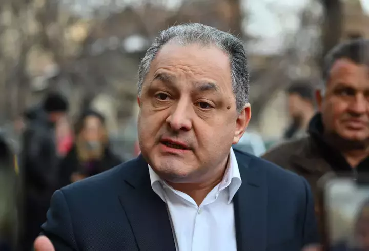 hepta_8249137-scaled