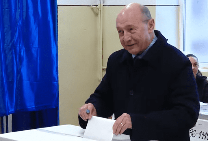 Ilie Bolojan a explicat de ce vârsta de pensionare trebuie ridicată „peste tot”: „E singura formă pentru a avea sisteme de pensii stabile şi o economie pusă pe baze sănătoase”