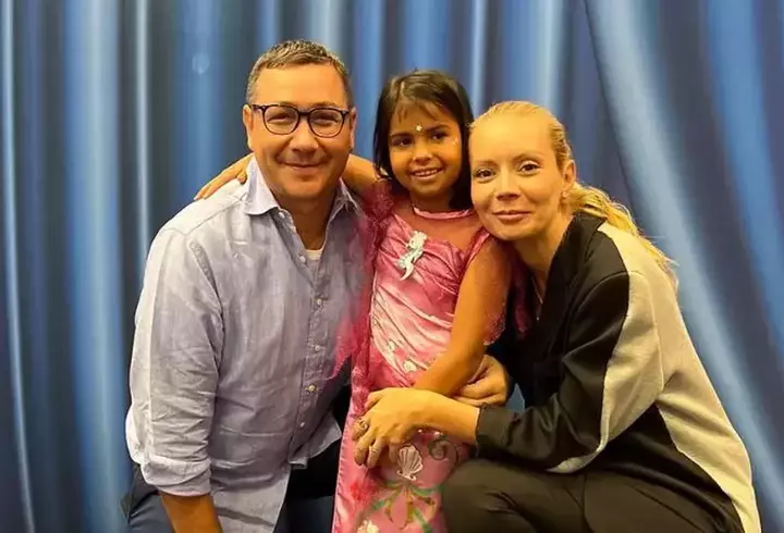 victor-ponta-maria-si-daciana-sarbu-1-e1702206753264