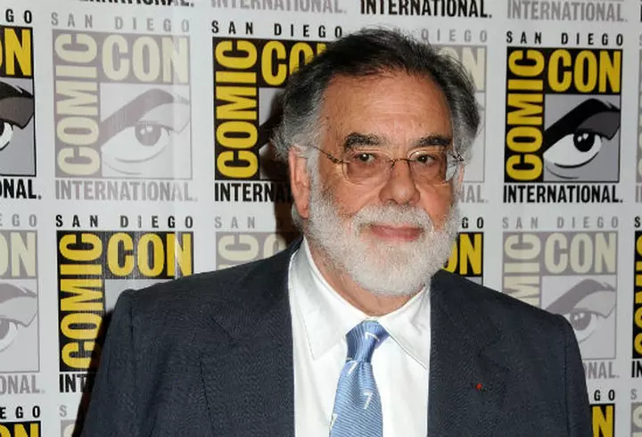 Jessica Biel, superba intr-o rochie stralucitoare