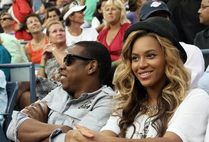 Jessica Biel, superba intr-o rochie stralucitoare