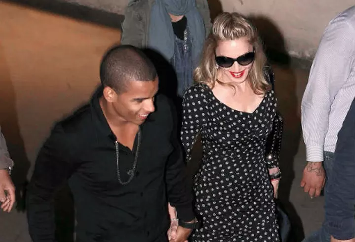 9 hoteluri detinute de celebritati 