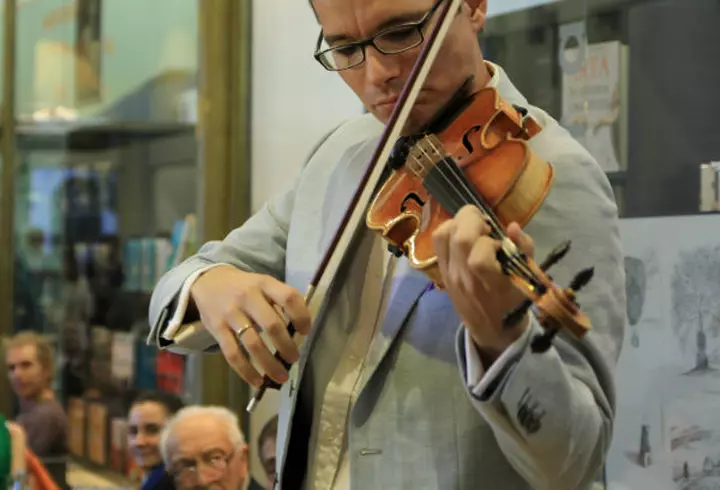 Tendinte toamna 2012: Cum sa porti cardiganele lungi