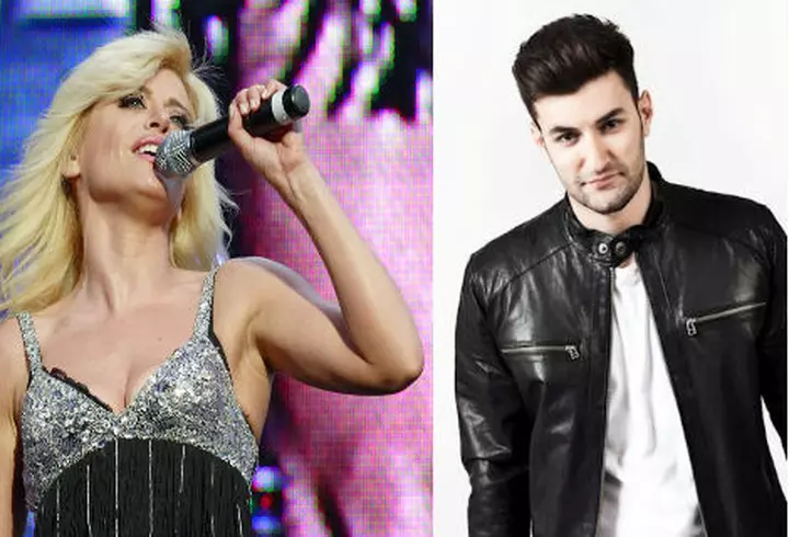 Andreea Marin Banica, intr-o rochie neagra la un eveniment roz