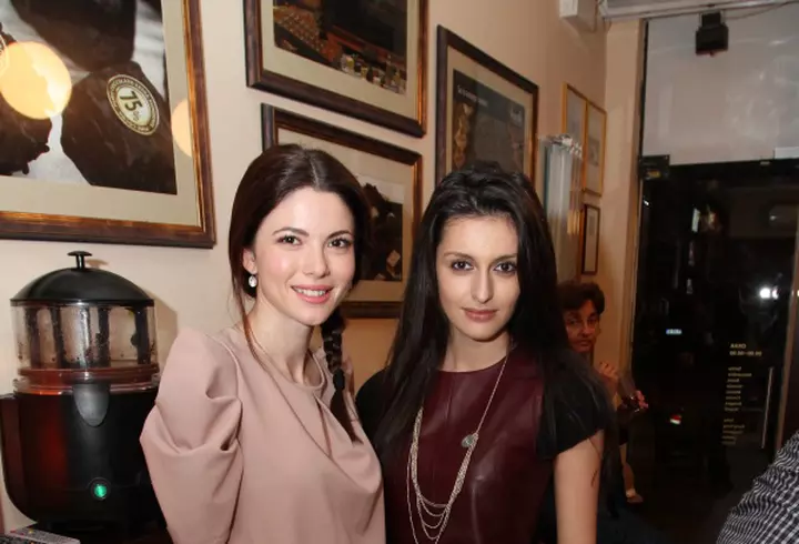 Vedetele pasionate de moda s-au reunit la lansarea unui nou magazin