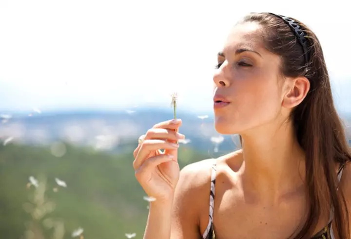 Tineretea ochilor, acum intr-un Serum