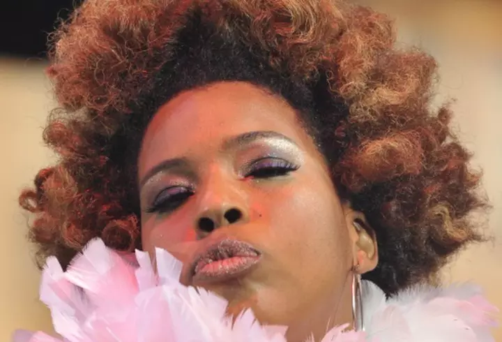 Vedetele pasionate de moda s-au reunit la lansarea unui nou magazin