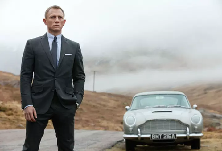Ce secret ascunde rochia purtată de Kate Middleton la premiera James Bond. Mesajul din spatele țiutei