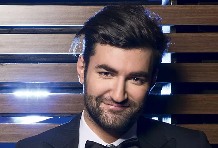 Top 4 celebritati cu facultate si IQ urias