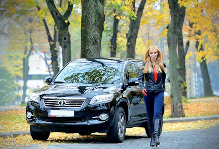 Cum intampina primavara vedetele din Lala Band