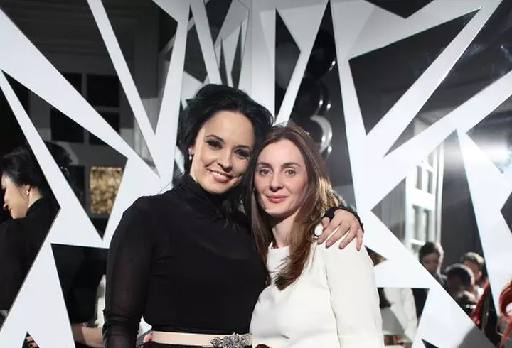 Laura Cosoi a lansat o carte de bucate - FOTO