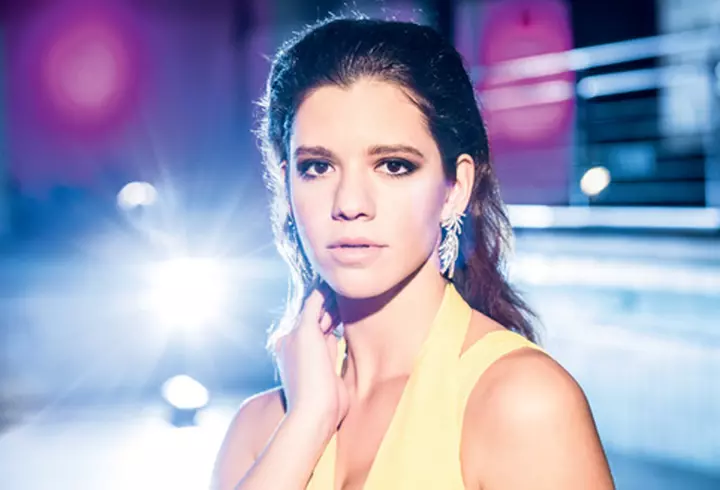 ANDREEA BERECLEANU, muză pentru designerul ADRIAN OIANU