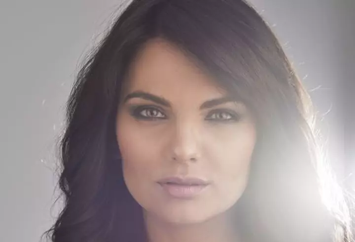 ANDREEA BERECLEANU, muză pentru designerul ADRIAN OIANU