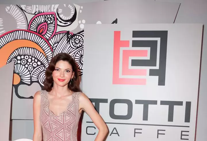 Infidele la Hollywood: femei celebre care au călcat strâmb