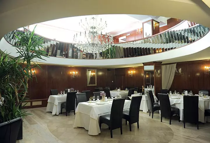 Loredana şi Cornel Ilie lansează un nou videoclip, pentru piesa “Nu ştiu cine eşti”