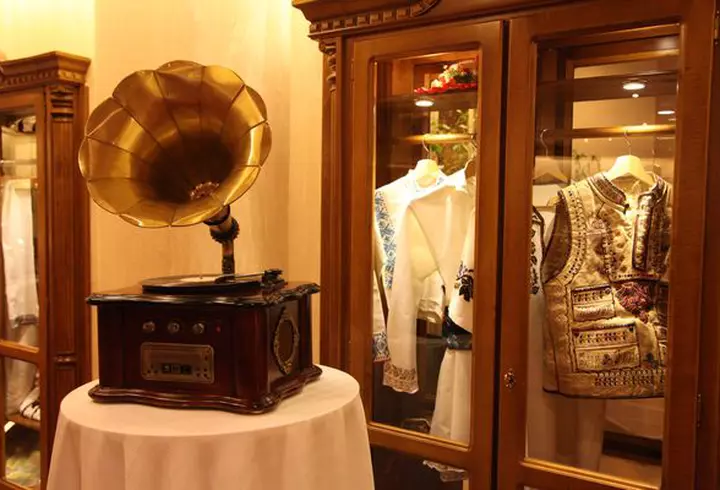 Iconic hot spot: La Fontana di Trevi
