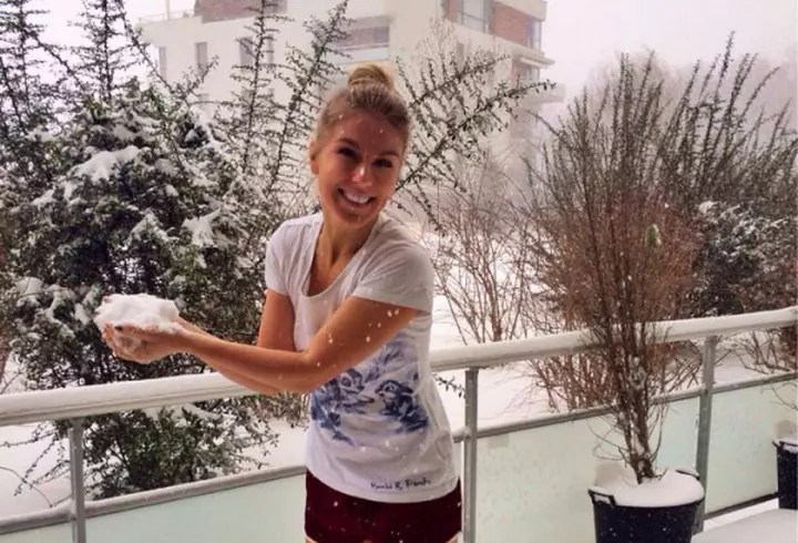 Uite cum arată sora Laurei Cosoi!