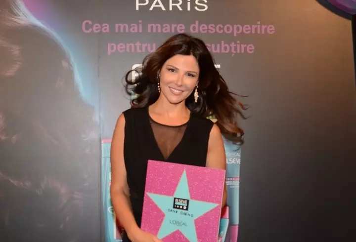 Laura Cosoi a lansat o carte de bucate - FOTO