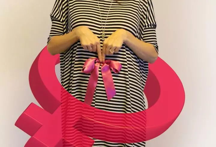 Uite cum arată sora Laurei Cosoi!