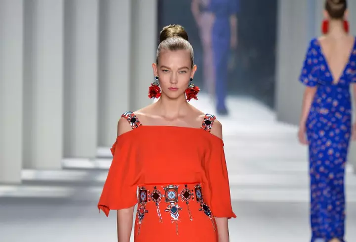 Ilinca Vandici, Adela Popescu şi Sore Mihalache – The Young and The Restless - VIDEO