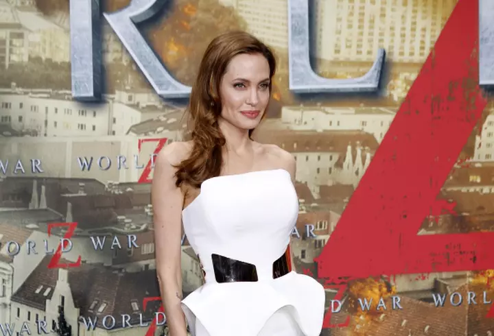 Corina – Mai nonconformistă ca niciodată! - FOTO