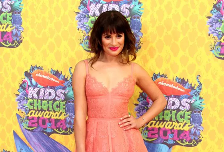 Pregăteşte-te pentru 2 zile de shopping în al 9-lea cer!