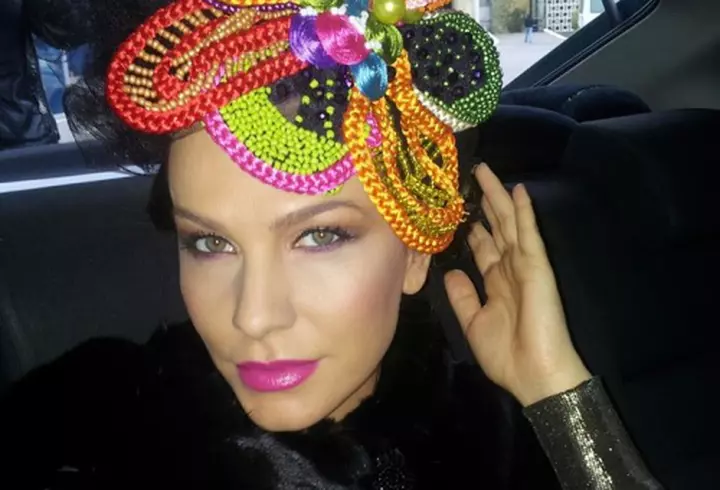 INNA a lansat Cola Song, unul dintre cele mai sexy videoclipuri 