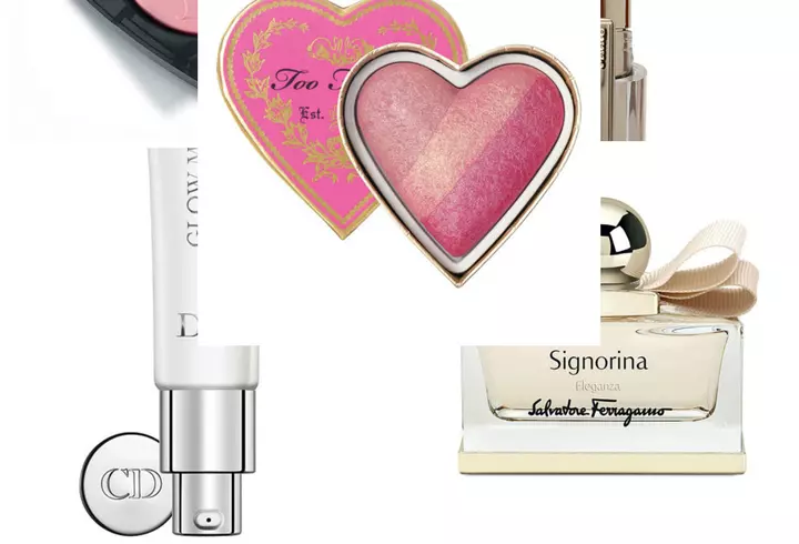 5 vedete cu operaţii estetice la vârste fragede  