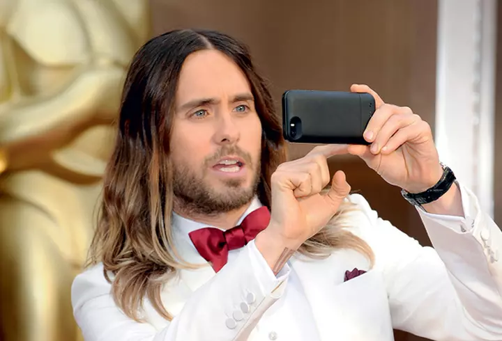 Back to school: 5 vedete se întorc în trecut