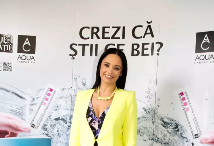 Eros Ramazzotti şi Marica Pellegrinelli  – Super îndrăgostiţi la Paris